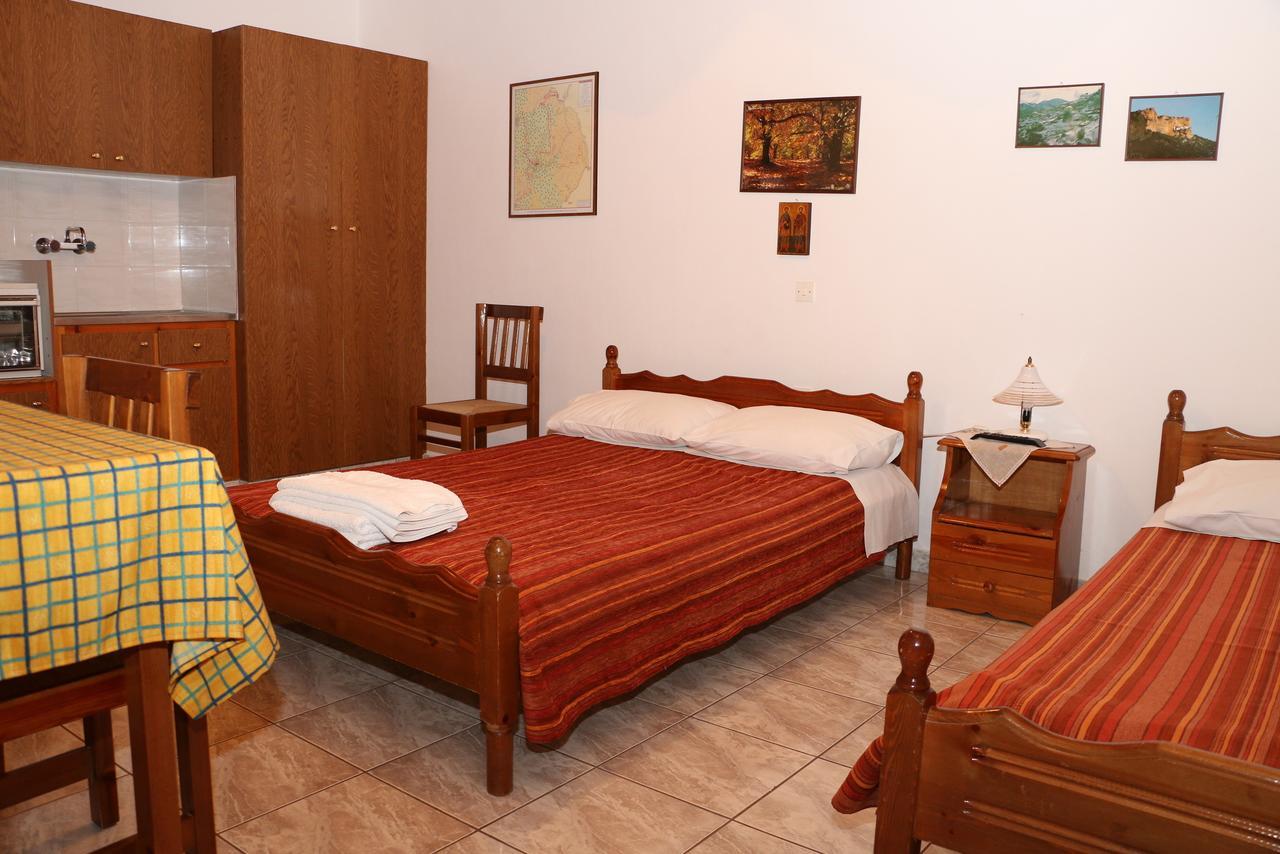Maleatis Apollo Guesthouse Kosmas Phòng bức ảnh